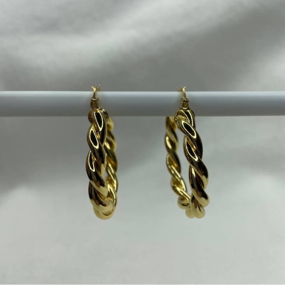 New Gold Plated 18K Earrings